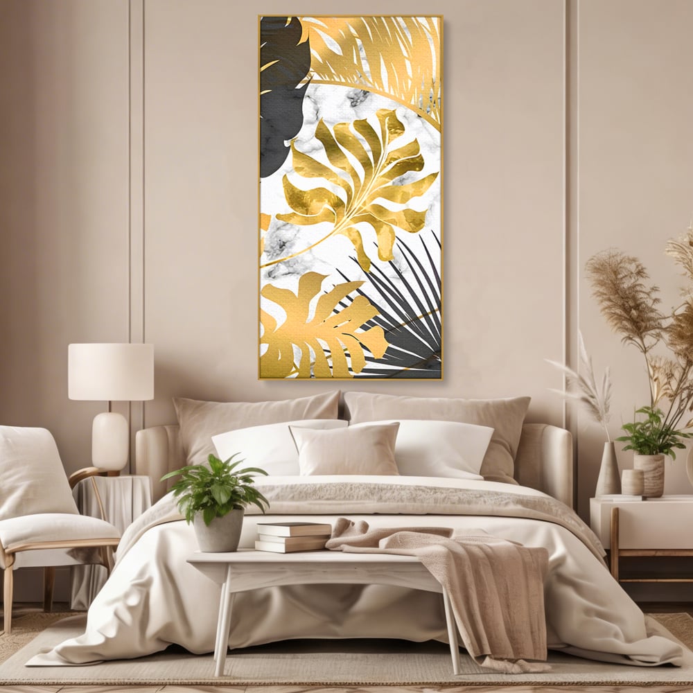 Tablou canvas cu tablou canvas cu frunze tropicale, in rama de aluminiu auriu, pe perete intr-un dormitor